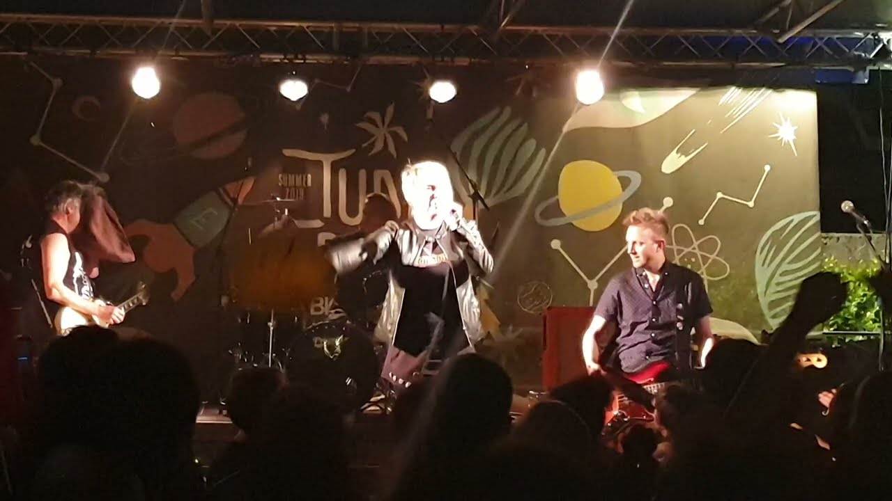 13.07.19: THE AVENGERS "The American In Me" live@Punk Rock Raduno Bergamo Italy