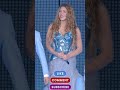 Shakira canta con sus hijos en el escenario de Buenos Aires 💖 #shakira #familia
