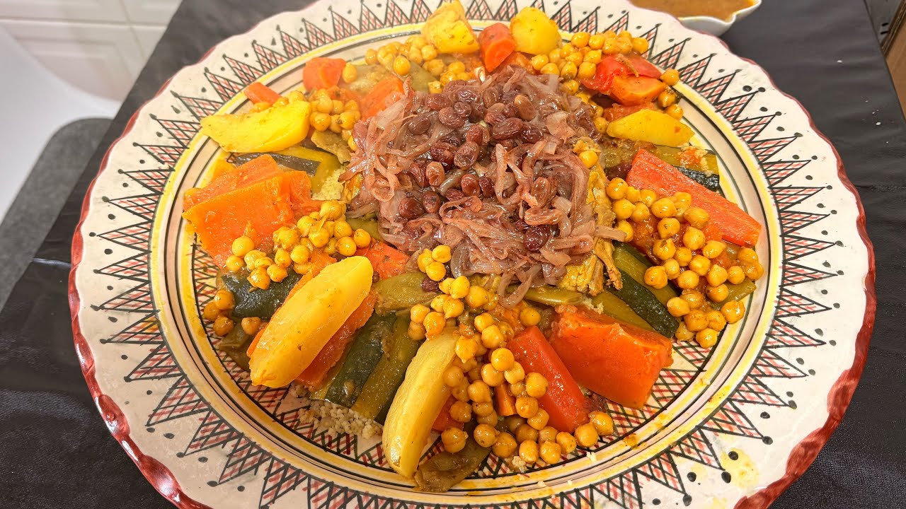 كسكس marroque بالخضر 😋و التفاية روعة