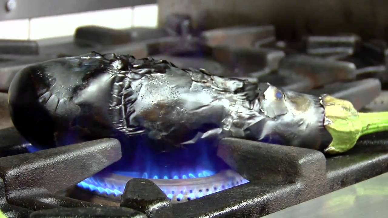 TIÇÃO DE BERINJELA, tomate confitado e alho assado