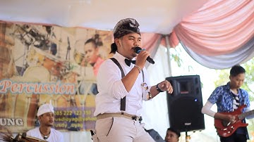 Bulan nyengseurikeun wowo tayo ft Rusdy oyag