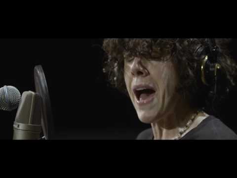 LP – Into The Wild (live session) – teledysk