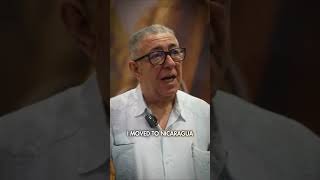 How about blending a cigar with tobacco from seeds smuggled away from Castro?
🕵🏽 For those who say Cubans or nothing. How about blending a cigar with tobacco from seeds smuggled away from Castro? Taken From The Dictators Hand Corojo Maduro is the work Gonzalo Puentes who was Cubas Ministry of Agriculture and is now master blend for Esteban Carreras Cigars. How about blending a cigar with tobacco from seeds smuggled away from Castro?