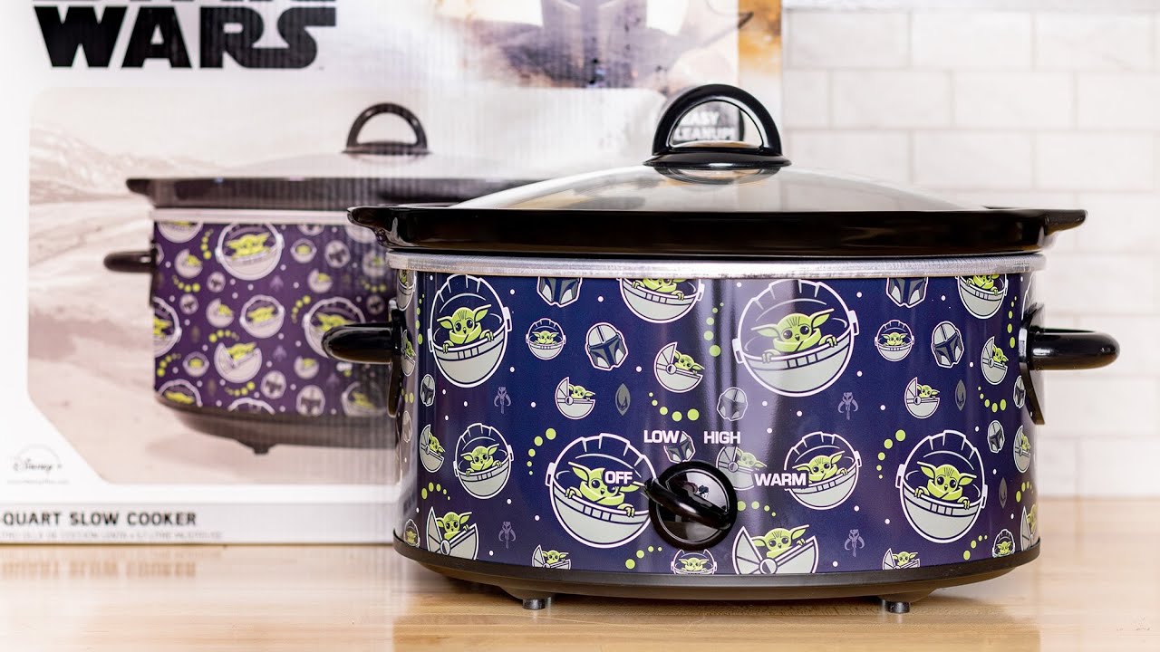 Star Wars The Mandalorian 5-Qt Slow Cooker - Uncanny Brands