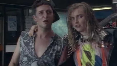 Alana ou le futur imparfait (The Girl From Tomorro...