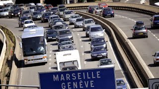 Week-end de départs en vacances : la France en rouge, déjà 100 kilomètres de bouchons