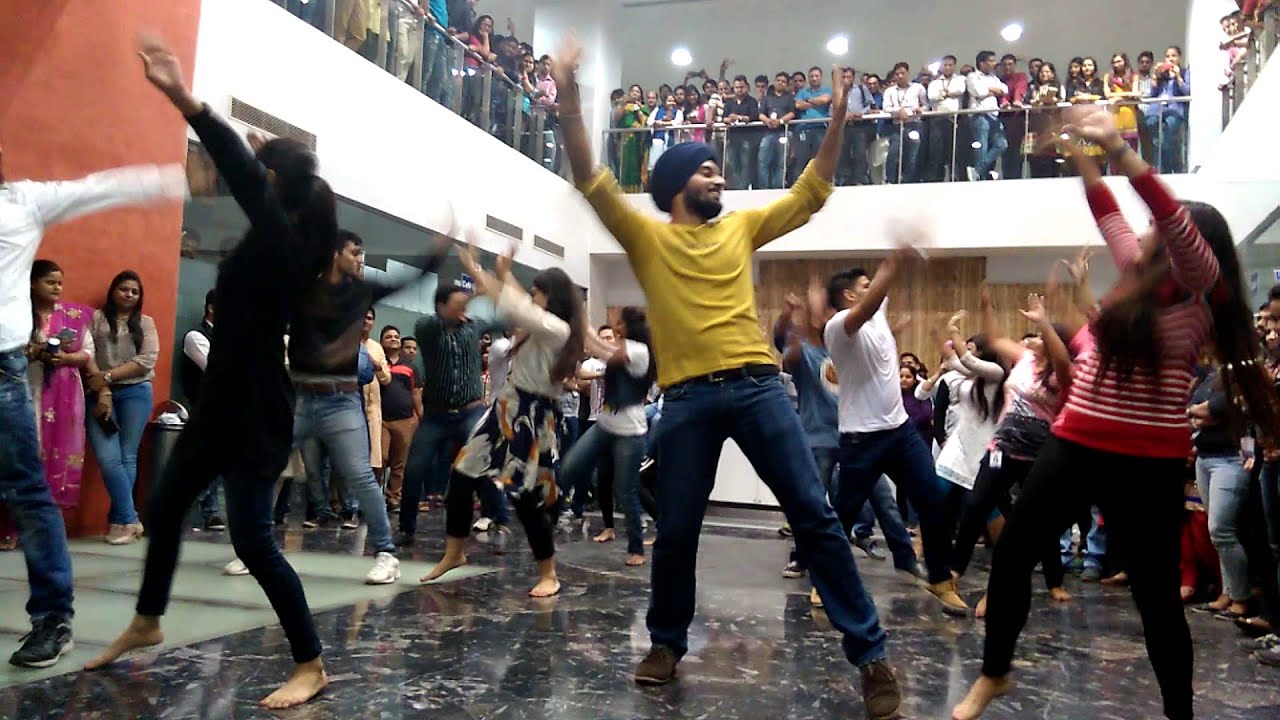 CSC Noida INDIA The Mob 2015