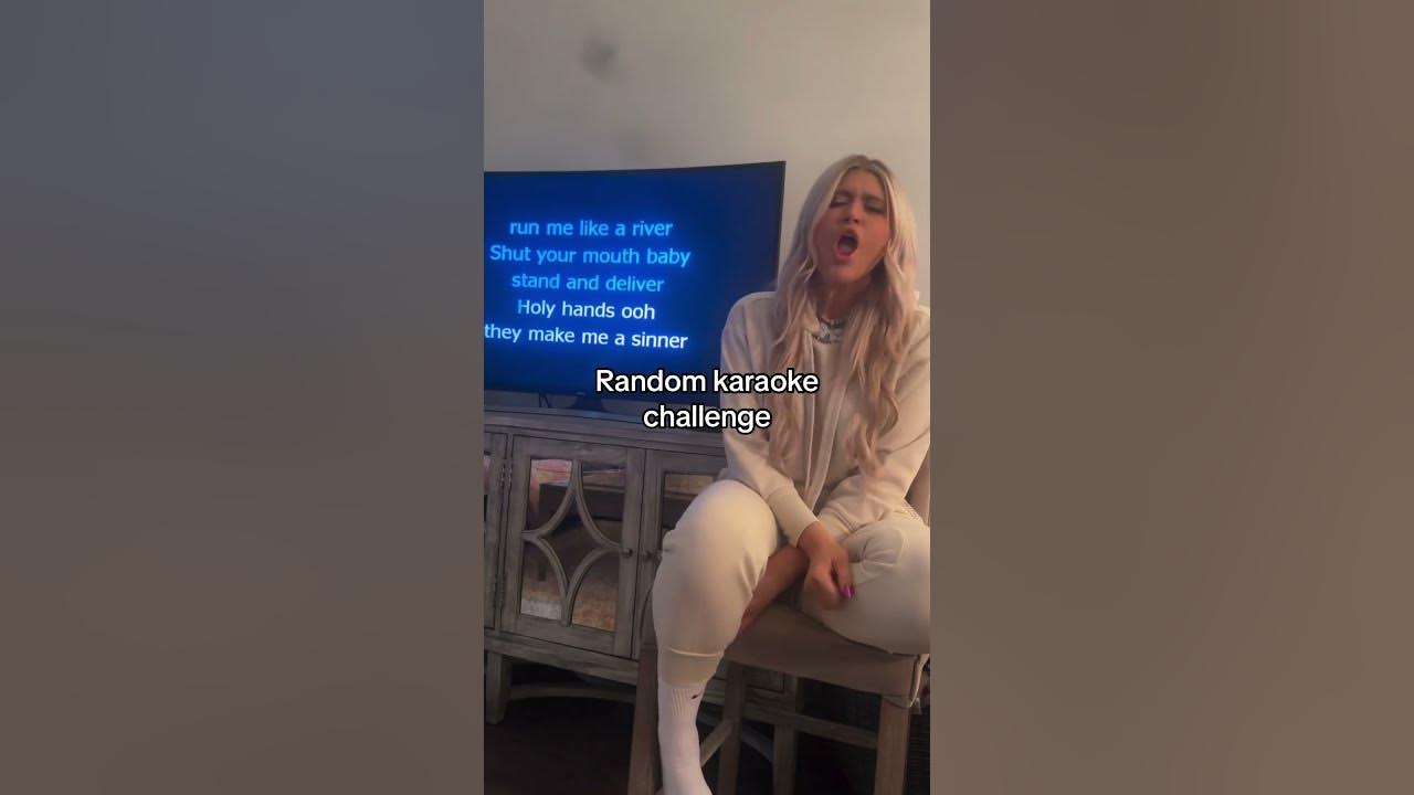 This one isn’t easy to sing 😅 #Karaoke #Singing #River #BishopBriggs #TyraMadison #Tyraoke #Viral