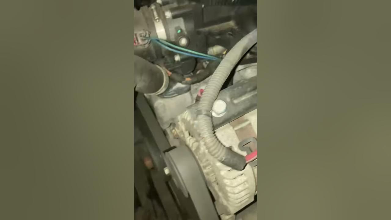 2008 Jeep Wrangler 3.8 engine noise - YouTube