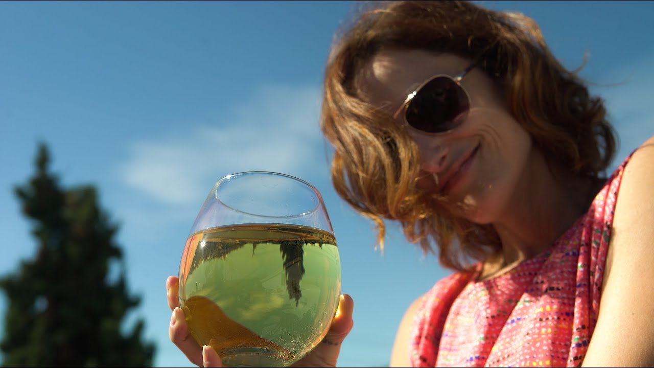 This Wine Glass Holds a Whole Bottle of Wine. YouTube