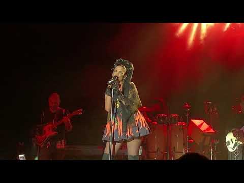 Natalia Jimenez - Recuerdame - Live Hotel Jaragua
