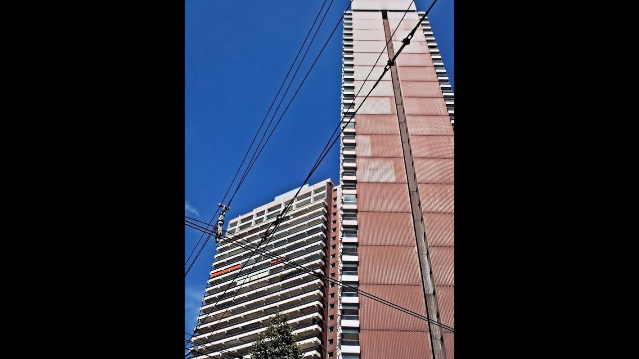 Вдохновляющий тур в Uni-Center в Кёльне, Германия