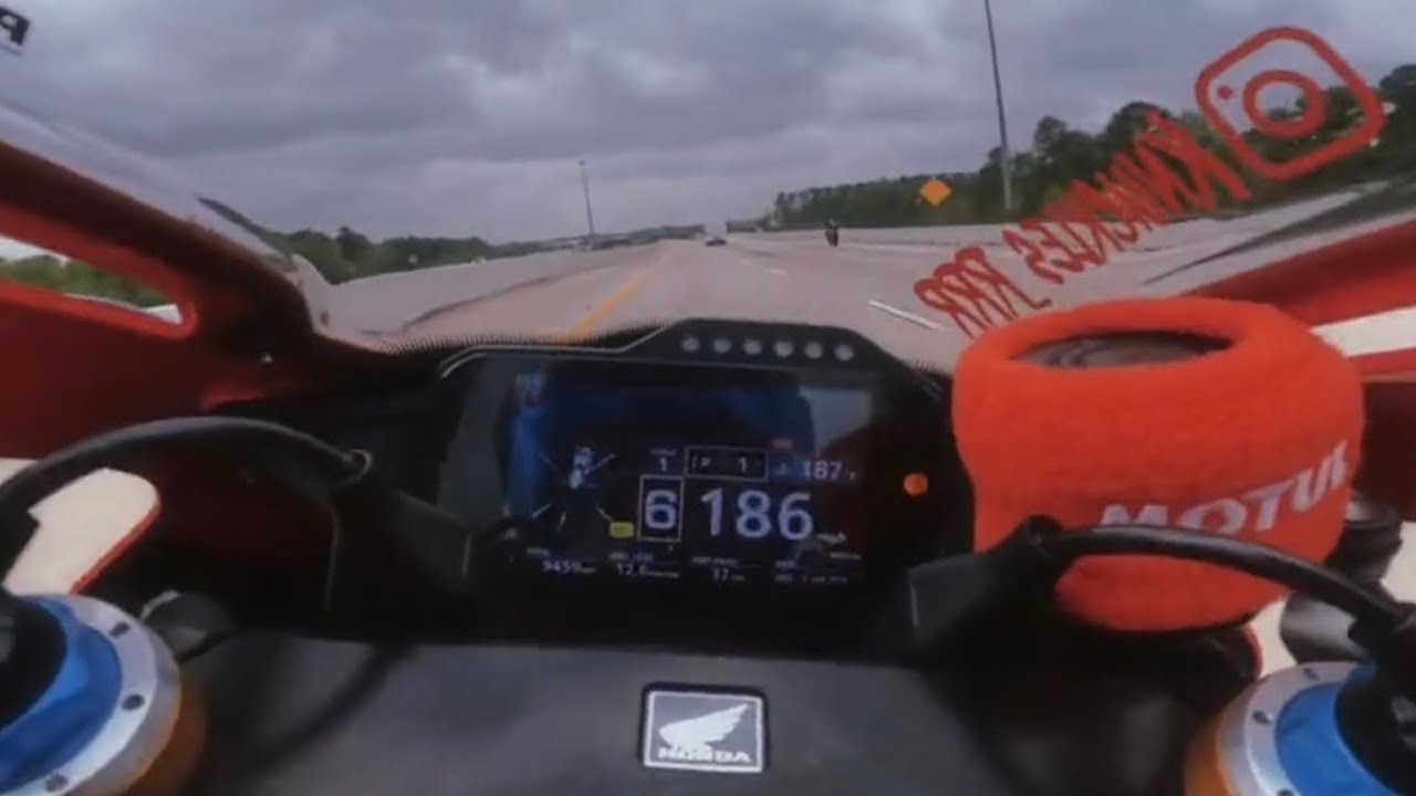 Cartoon Fireblade Rrr Cutting Up On My CBR RRR FIREBLADE SP - YouTube
