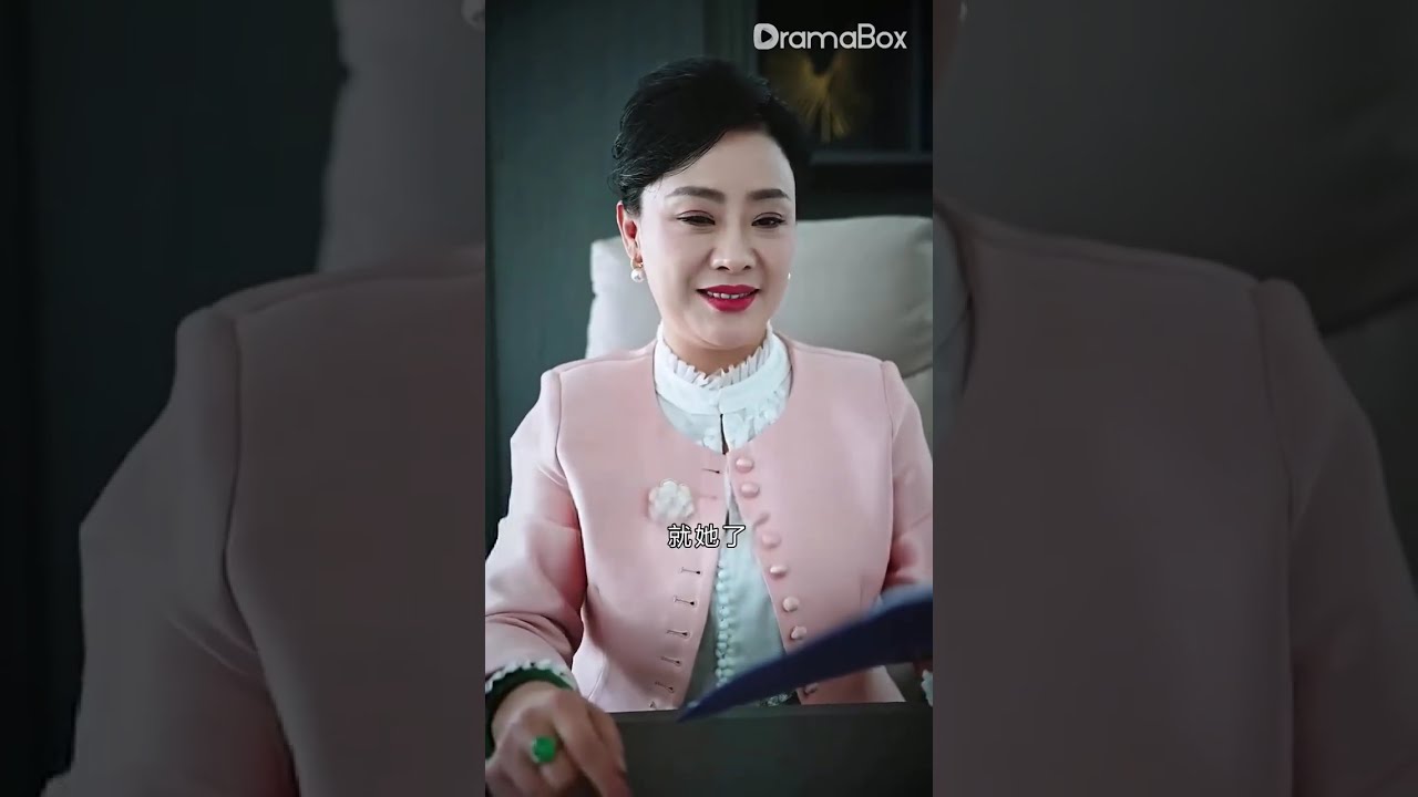 Multi Sub 💖 Beiting, became a plant due to the car accident. The heroine, Wen Nuan, successfully married him. Together, the couple beat Avon's mother and son in the face, defeated the smiling tiger and Jia Lei, and had a happy marriage. #都市 #都市情感劇