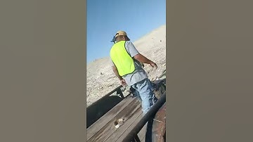 HOW TO UNLOAD A TRAILER FULL OF SHINGLES/TRASH