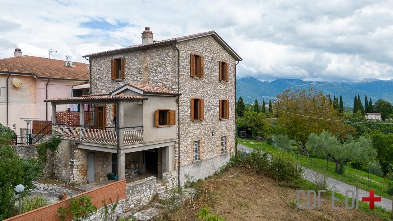 Visita dell'immobile | Colli sul Velino (RI), Italy | Casa in pietra e terreno, anche per 2 famiglie
