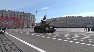 Парад Победы на Дворцовой площади 9 мая 2023