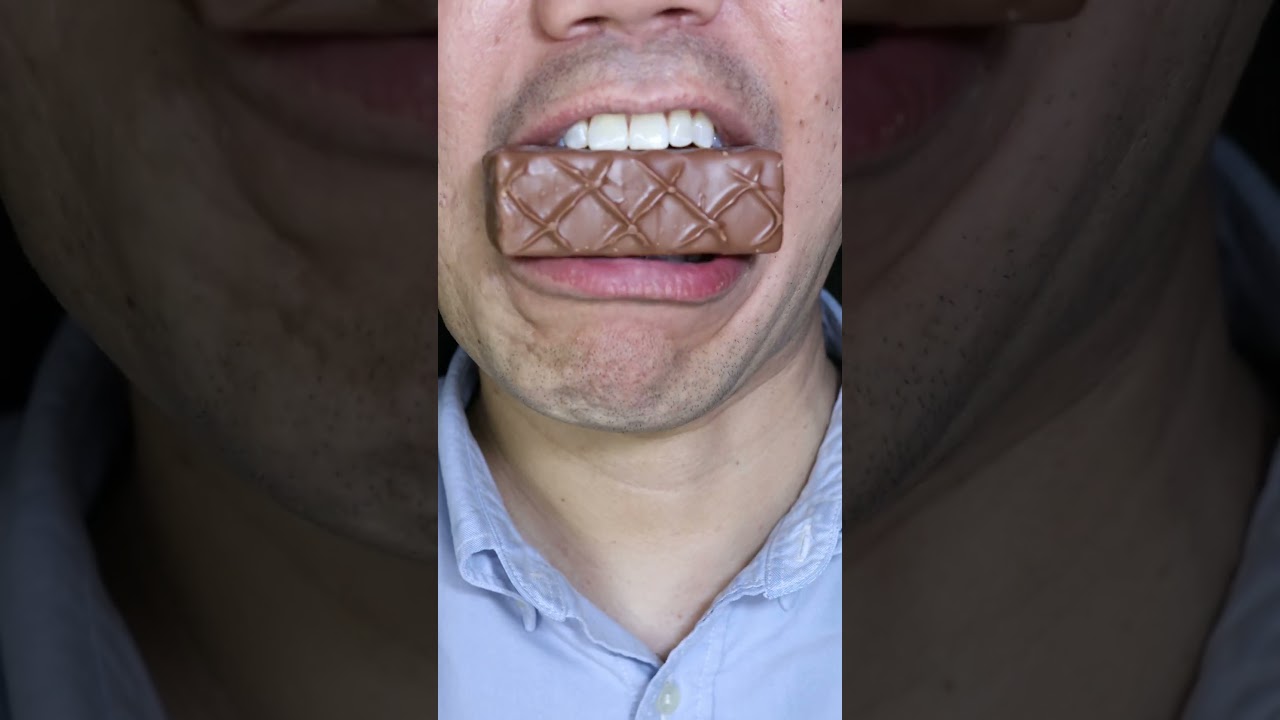 Berry Whip Snickers?! 🍓🍫 Let’s Try It! 