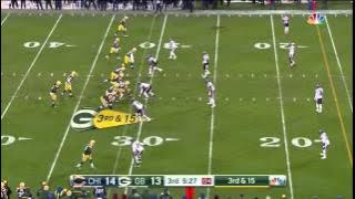 Aaron Rodgers Yells 'AHH FUCK!' After Bad Snap Heard On National TV