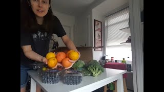 Hungry Harvest Unboxing August 2020 // Get $10 off your first order! by plasticfreepuffin 61 views 3 years ago 4 minutes, 52 seconds