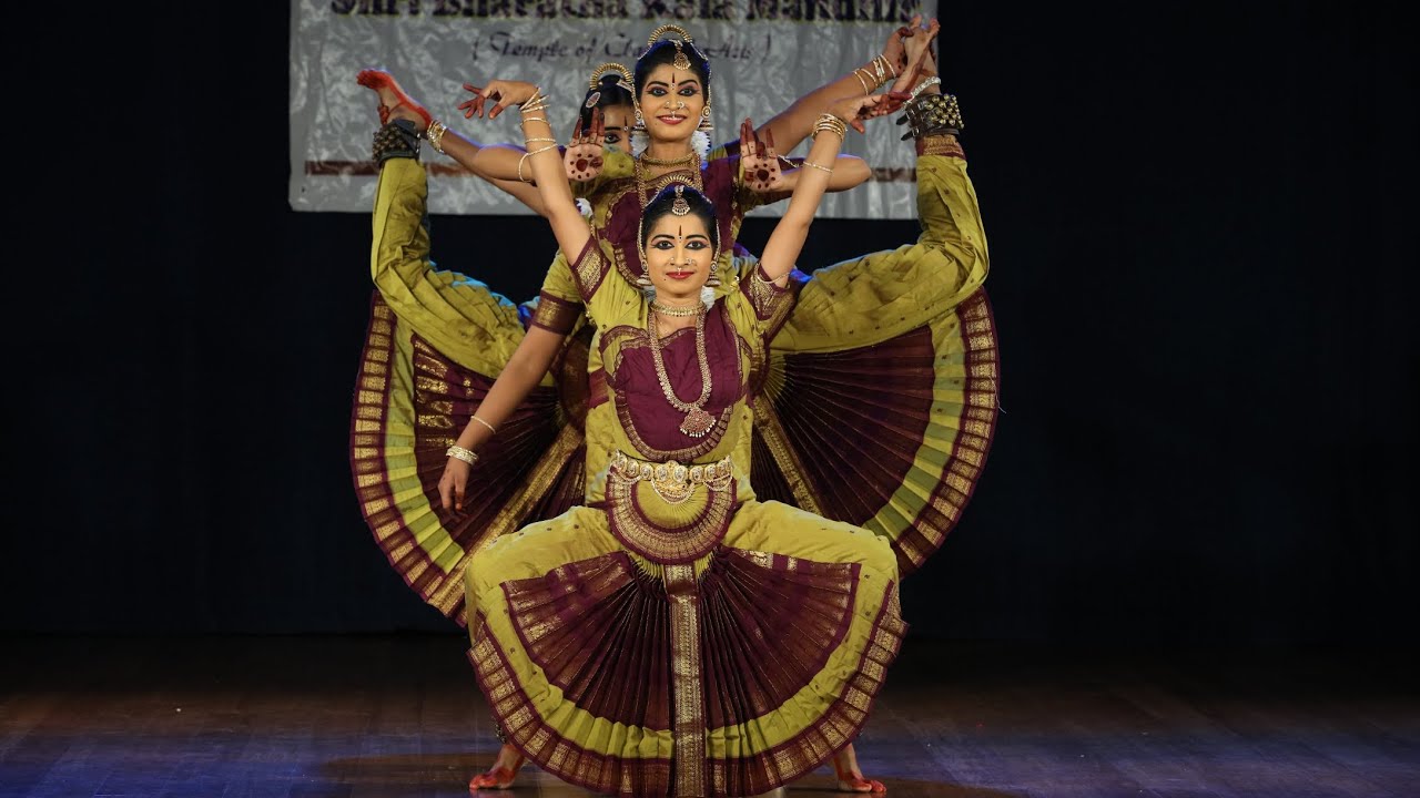 Brahmam Okate l Annamacharya l Shri Bharatha Kala Mandhir l Sujitha Lakshmi l Vinitha Unni Brahmam Okate l Annamacharya l Shri Bharatha Kala Mandhir l Sujitha Lakshmi l Vinitha Unni
