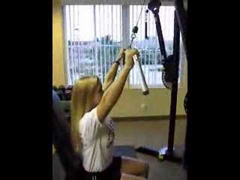 Lat Pulldown | Alissa Nelms | Jeremy Nelms |TheFit...