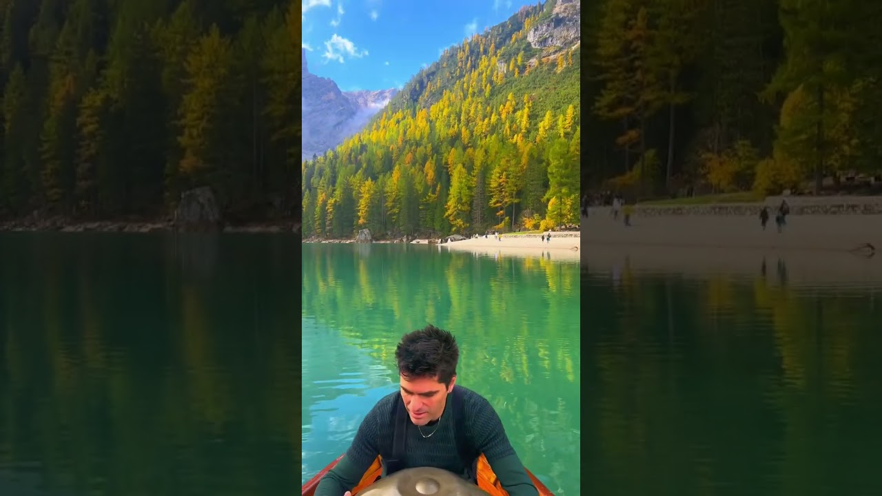 🚣♂️ Handpan on the rowboat✨ #HandpanMagic #MusicJourney #BreisLake #handpan #handpanmusic