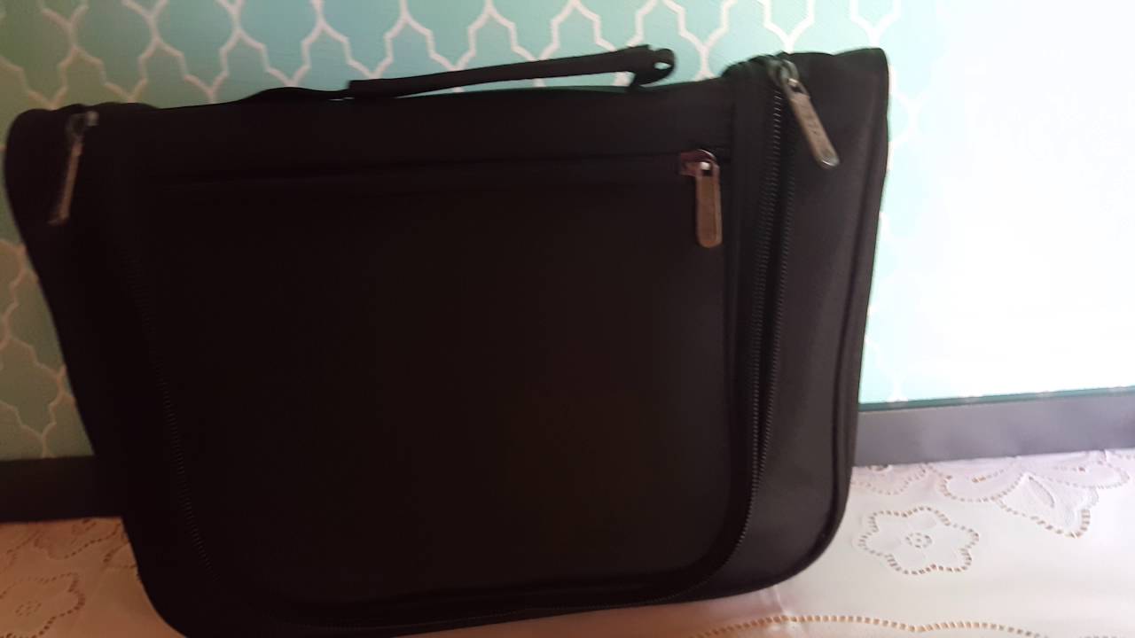 Portable Toiletry Organizer