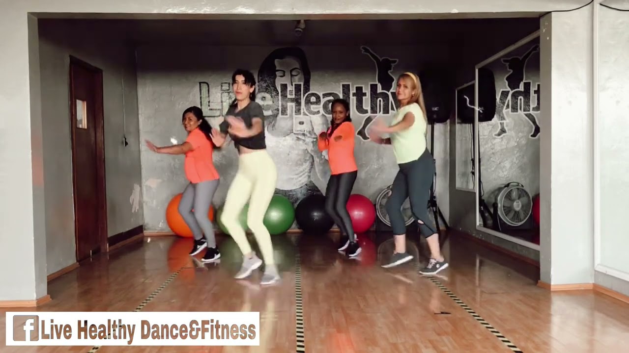 Cumbia Sobre El Río - Live Healthy Zumba