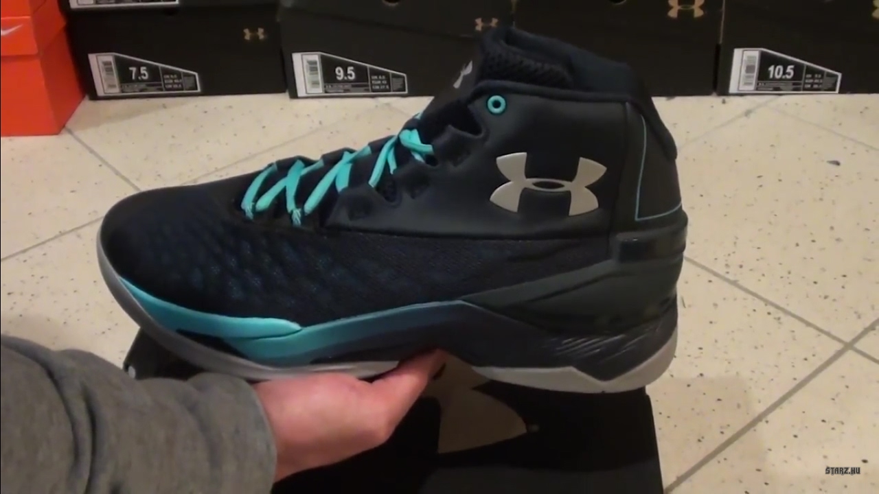 under armour longshot basketball shoes