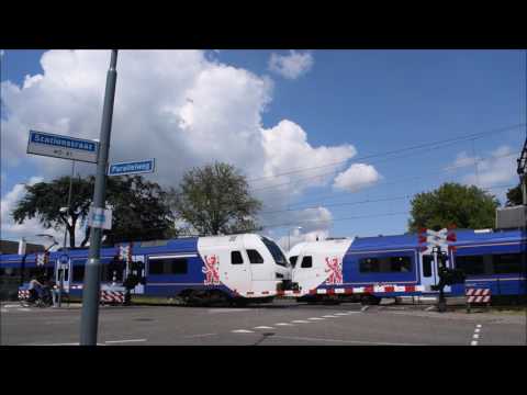 Spoorwegovergang Meerssen / Dutch railroad crossing