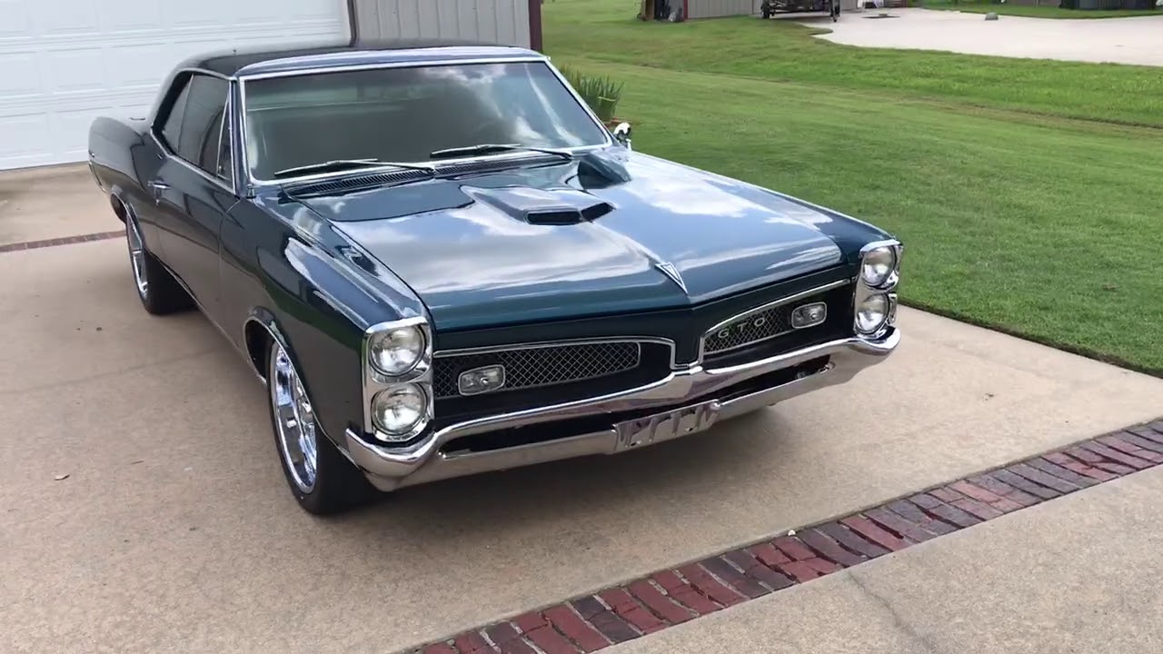 We are offering on consignment this authentic 1967 Pontiac GTO hardtop rest...