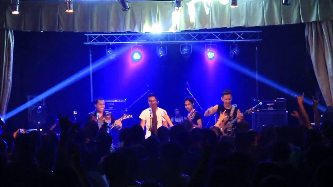 Ilay mahantra - ALLKINIAH (Live Madagascar Metalhead 20/12/15 CEMDLAC Analakely)