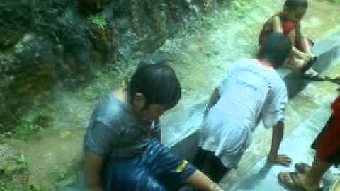 Mandi air hujan