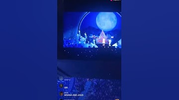 Thumbnail of Mariah Carey brings out Ariana Grande & Jennifer Hudson to perform “Oh Santa!” at Madison Square Gar