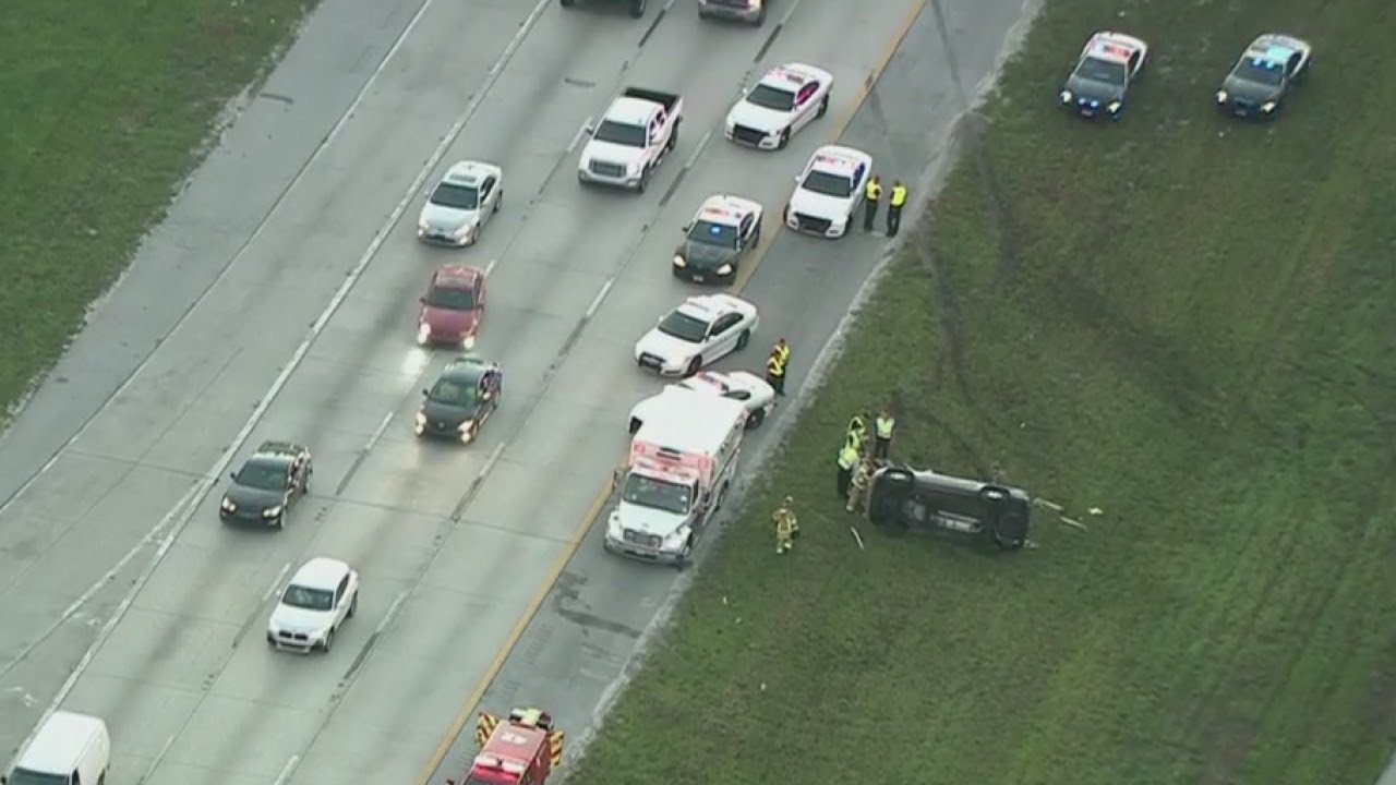 Deadly crash blocks lane on I-4 in Polk County - YouTube