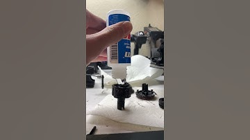 Trying to Put 100k cst Diff Fluid in a Losi Differential #shorts