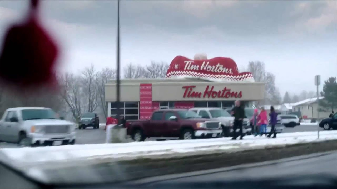 Tim Horton's Warms Up Snowy Canadian Town with Surprise Yarn-Bombing