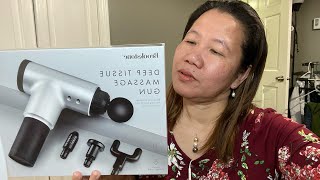 BROOKSTONE DEEP TISSUE MASSAGER GUN/Handheld