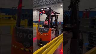 How to charge a Forklift Lithium Battery using Charging Technologies: A Step-by-Step Guide