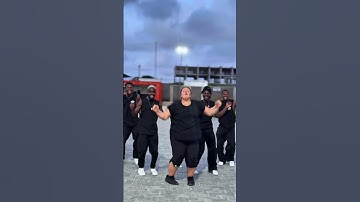 Thumbnail of Sweet melody with @kacyrondeau #dance #amapianodancechallenge