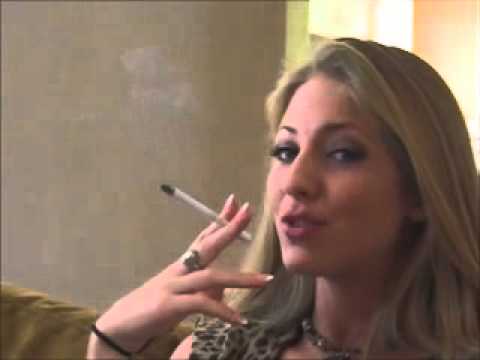 smoking women 2