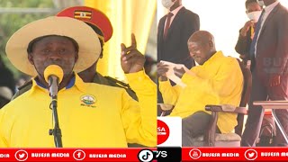 Tr Mpamire makes President Museveni Laugh at His Birthday at Kololo