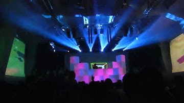 Joris Voorn in Roxy with KinocirKus Video Mapping