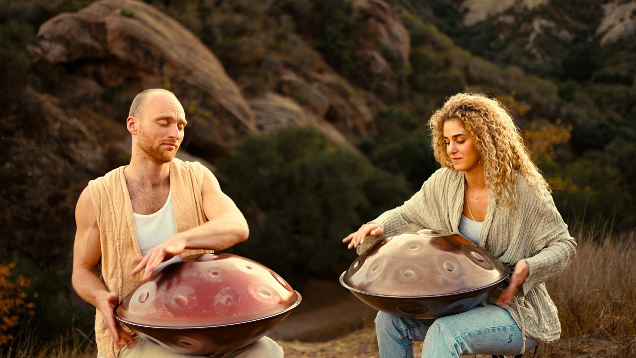 Valley of Gold (1111 Hz) | 1 hour handpan music | Malte Marten & Vybeshift Valley of Gold (1111 Hz) | 1 hour handpan music | Malte Marten & Vybeshift