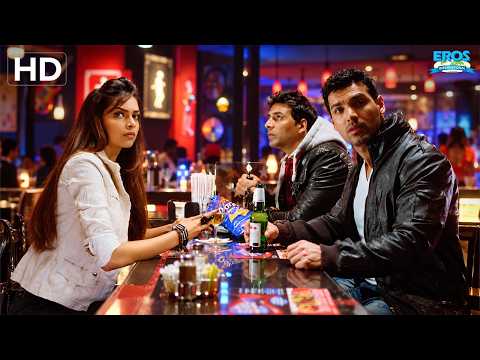 मैं उसे पहले ही देख चुका हूँ…वो किसी का इंतज़ार कर रही है! ❤️ Desi Boyz | Akshay Kumar, John Abraham