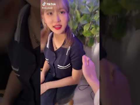 حركة رائعة بين الأصدقاء 