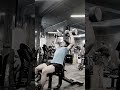 Kandhon par zimmedari aur pairon mein dum, fitness ka safar kabhi na hoga kam. 💪🔥#leg day #shoulder