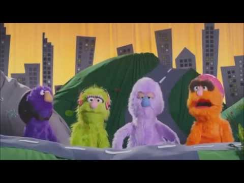 Muppet driving