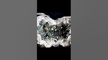 Geode Cutting and Revealing Crystals AI ASMR | Unique Unnatural Geodes Sliced in Half and Split Open